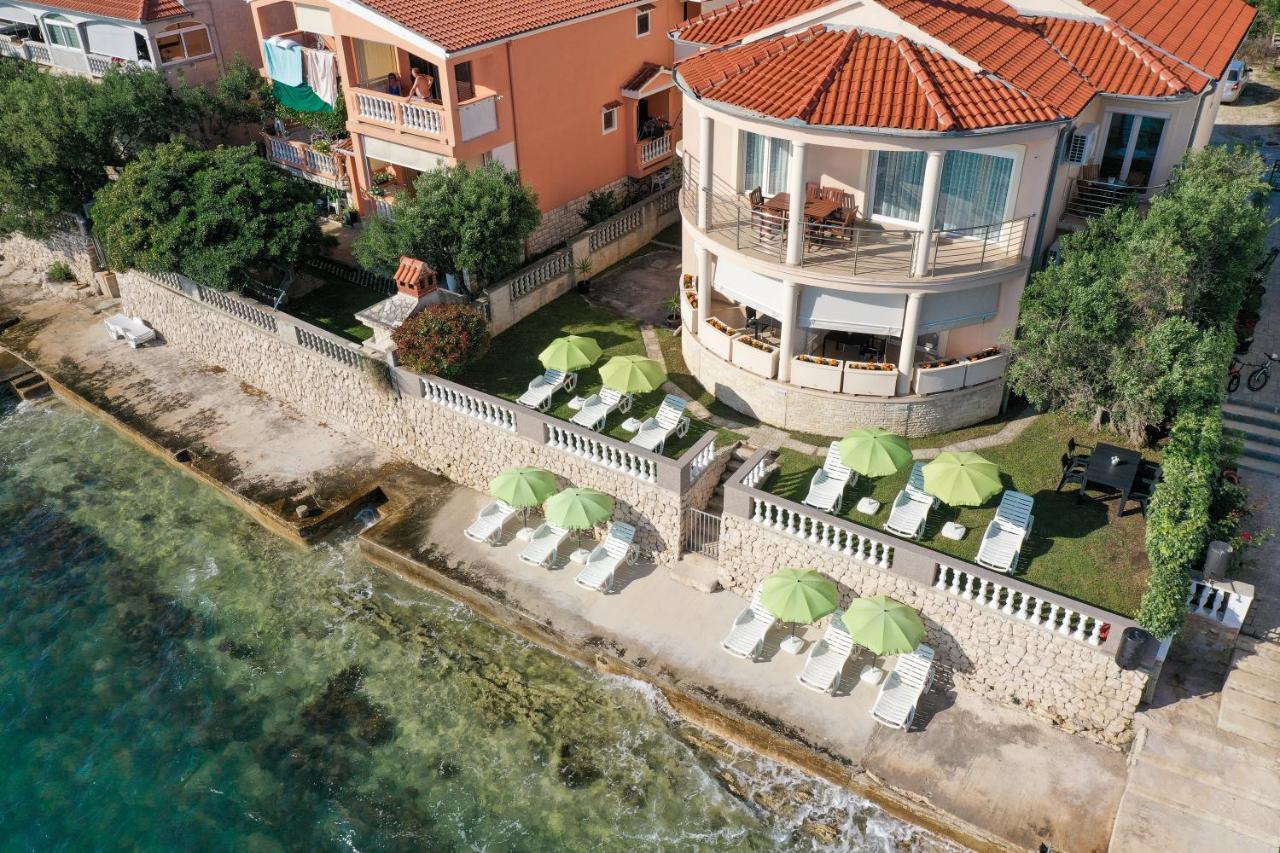 Apartments Kiara Bibinje Bagian luar foto
