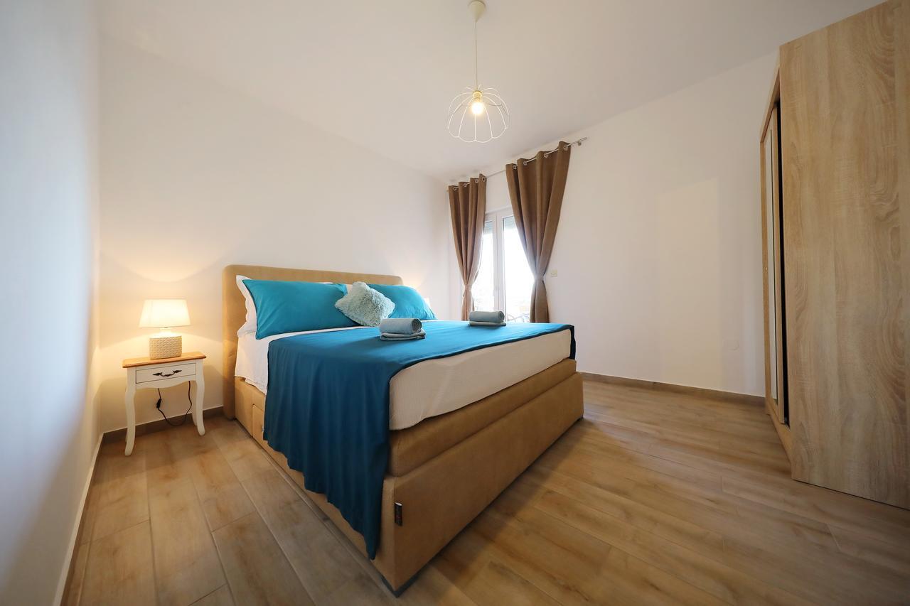 Apartments Kiara Bibinje Bagian luar foto